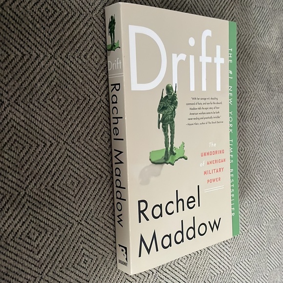 Drift by Rachel Maddow, 264 Pages, #1 New York Times Best Selling Book - Picture 5 of 6